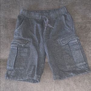Gap Kids gray sweat shorts Sz 10.